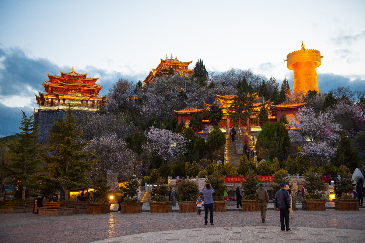 Yunnan 2019 - Blogs de China - Dia 8 - Shangrila, Monastery Songzanglin y Potatso National Park (34)