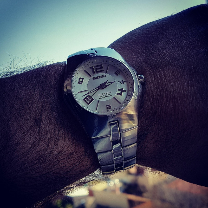 Seiko Kinetic Arctura SNG041P1 (3)