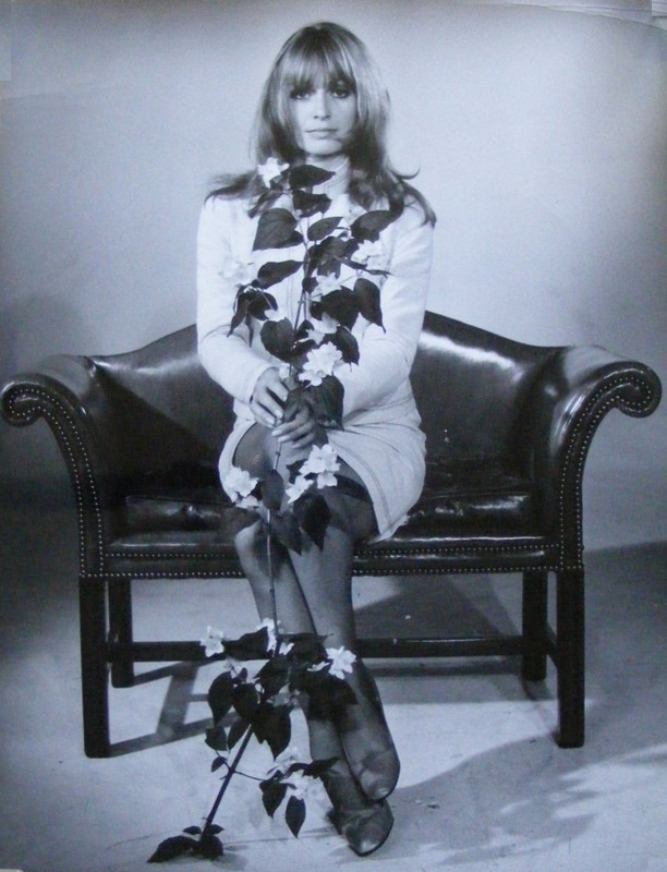 suzy kendall b16