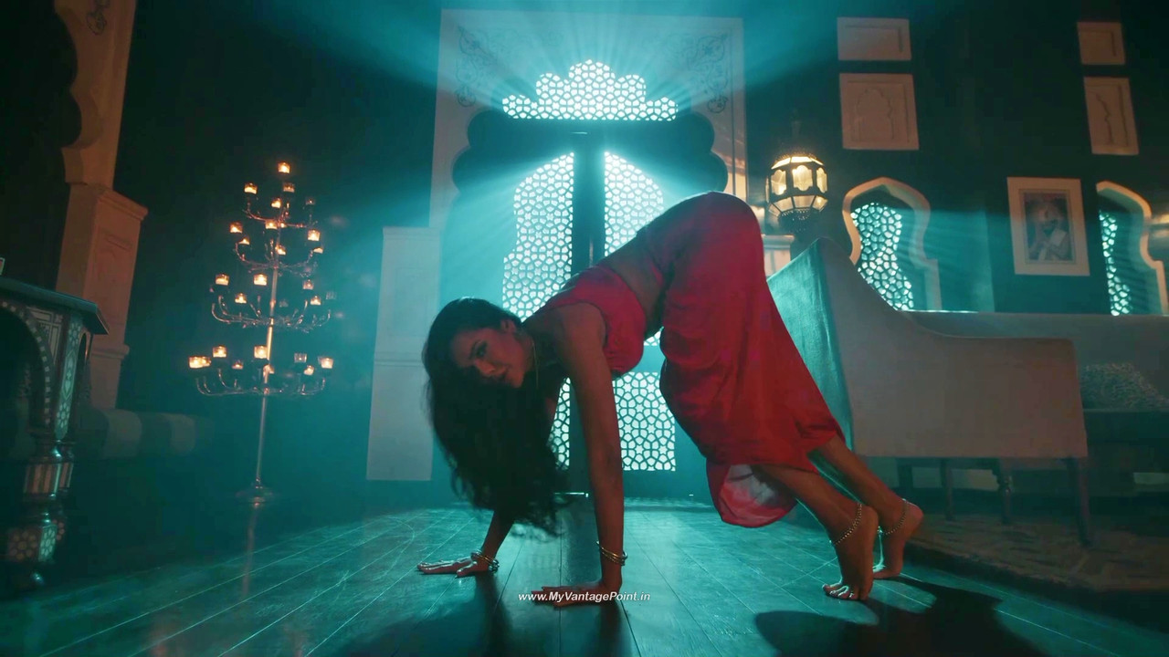 105-Esha-Gupta-Hot-in-Aashram-Web-Series