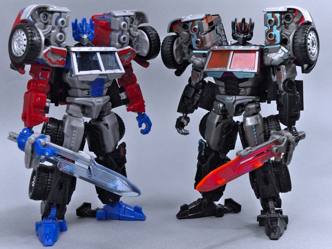 LG-EX-Black-Convoy-43