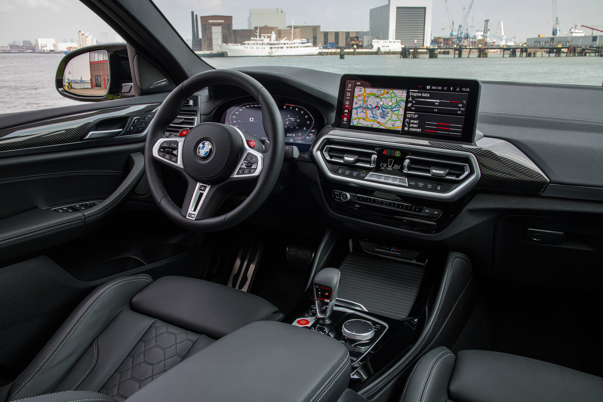 P90423964_highRes_the-new-bmw-x4-m-com