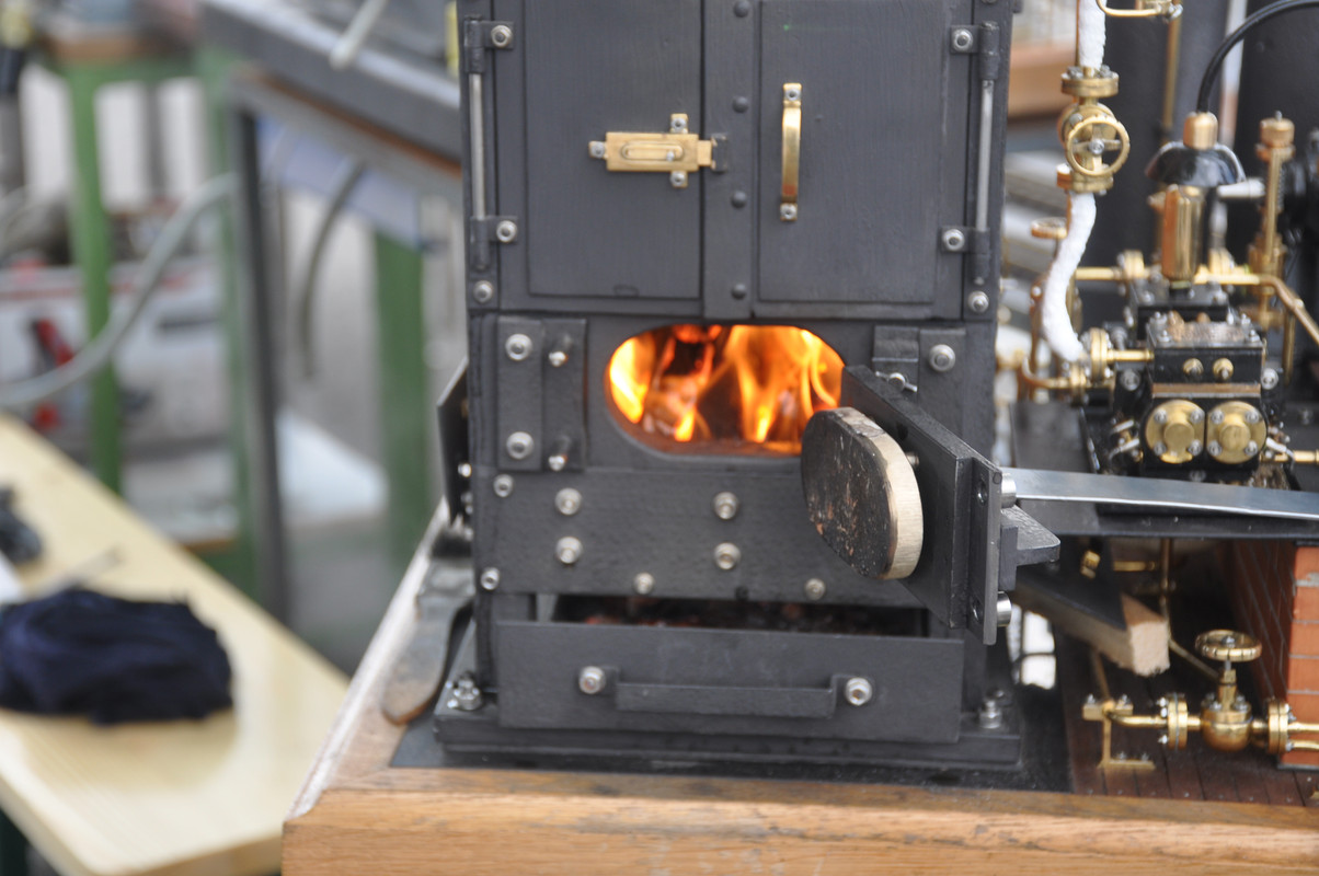 C2CEB2B2-8576-426B-B999-0714166876BA