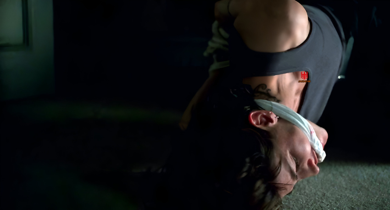 Gina Gershon 11 - Bound 1996