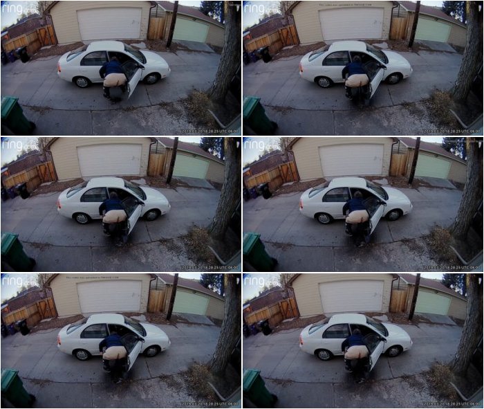 [Image: Granny-pissing-3.jpg]