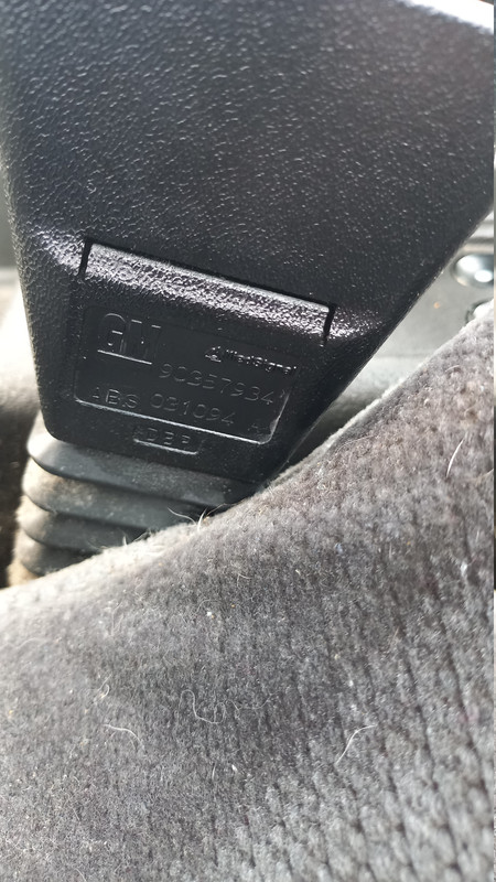 drivers seatbelt clip
