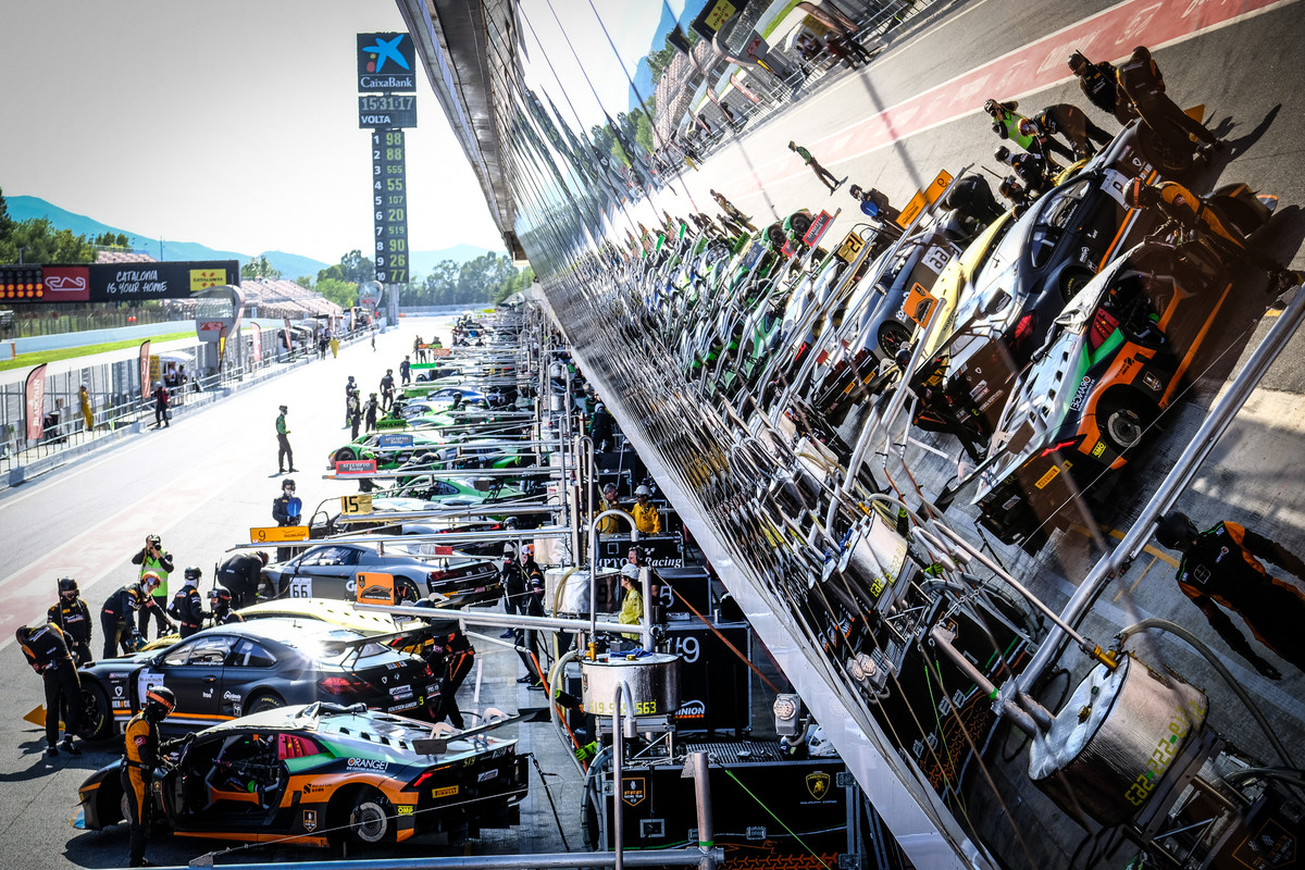 0b8b8420-cebb-46d9-99bc-2c0f587d6799