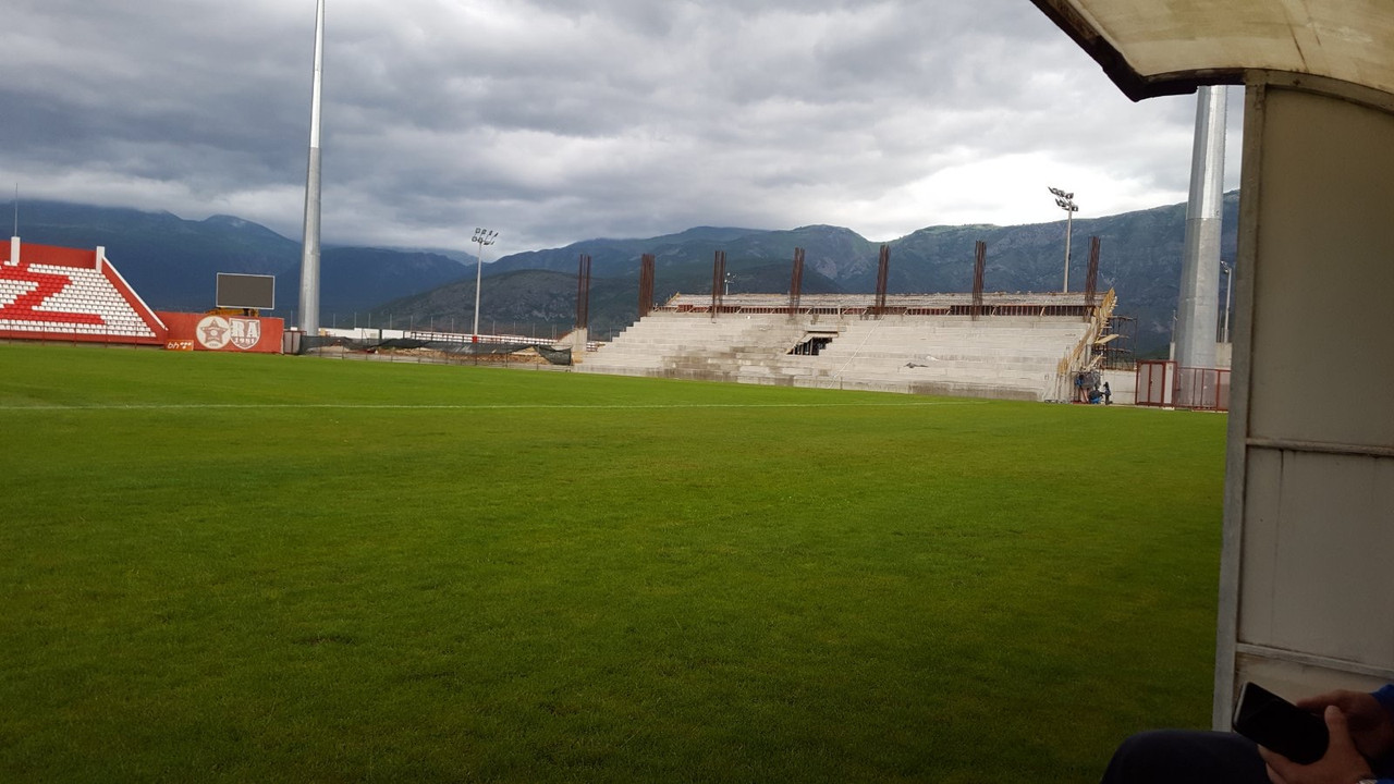 E530D873-88EB-4B10-97C8-A88235D0C84E