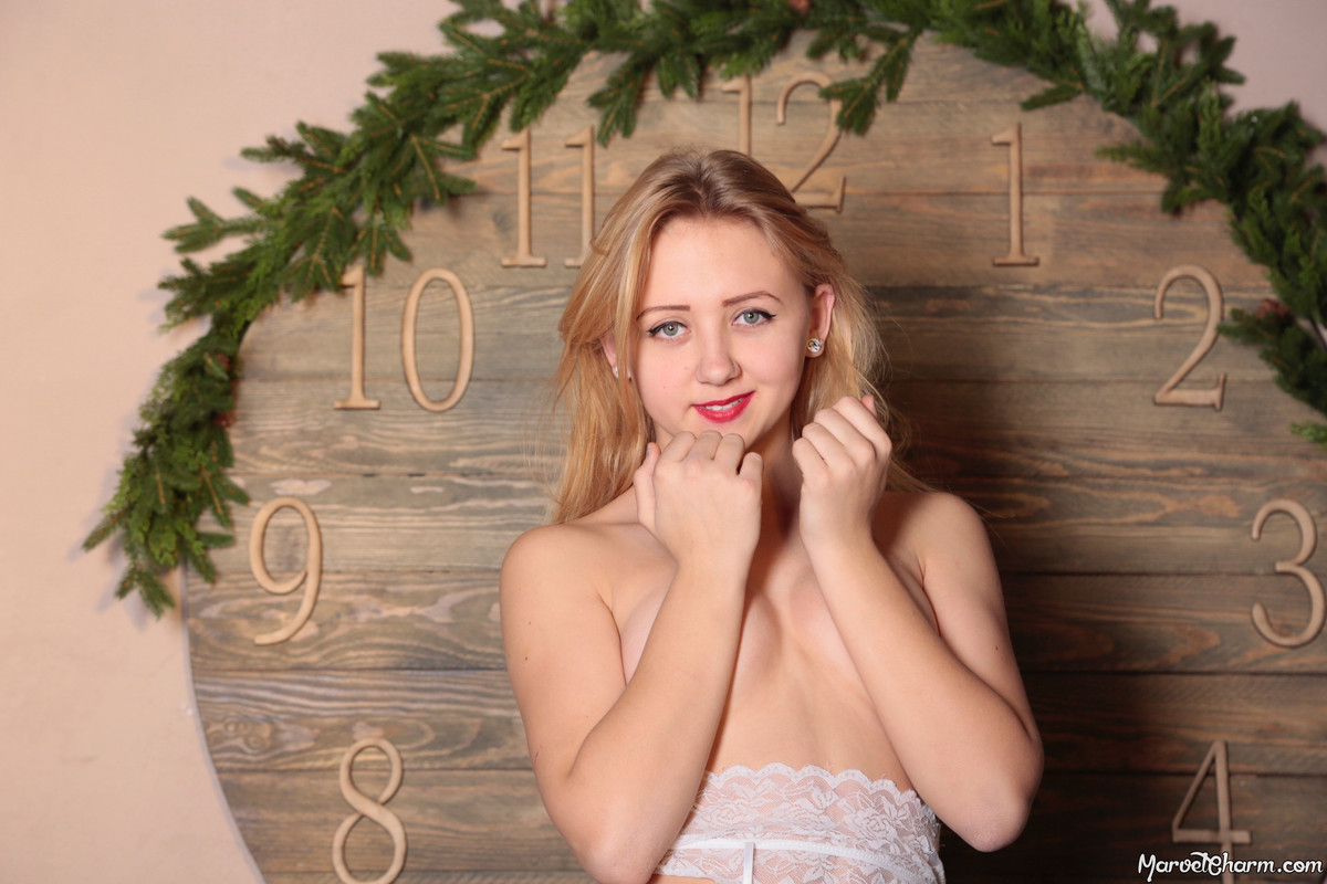 MarvelCharm_Violet-Forgot-Something-099