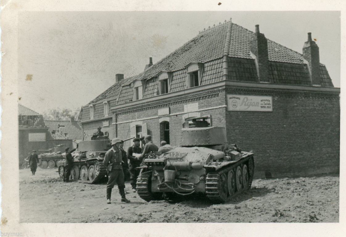 PANZER KETTENFAHRZEUGE GESCHÜTZE BEUTE PANZER FR