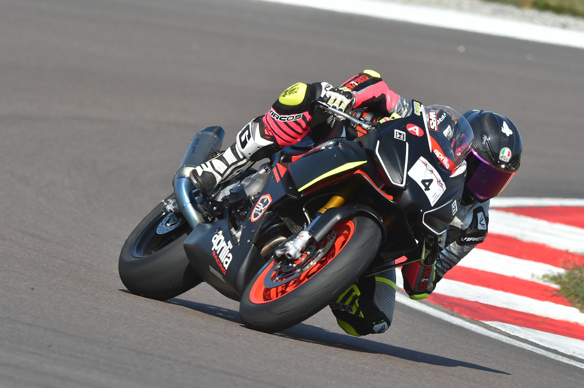 08CF4F42-9902-469B-808B-E4F5E9DCA822