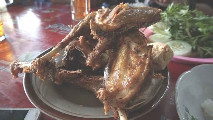 Ayam Goreng Bu Toha
