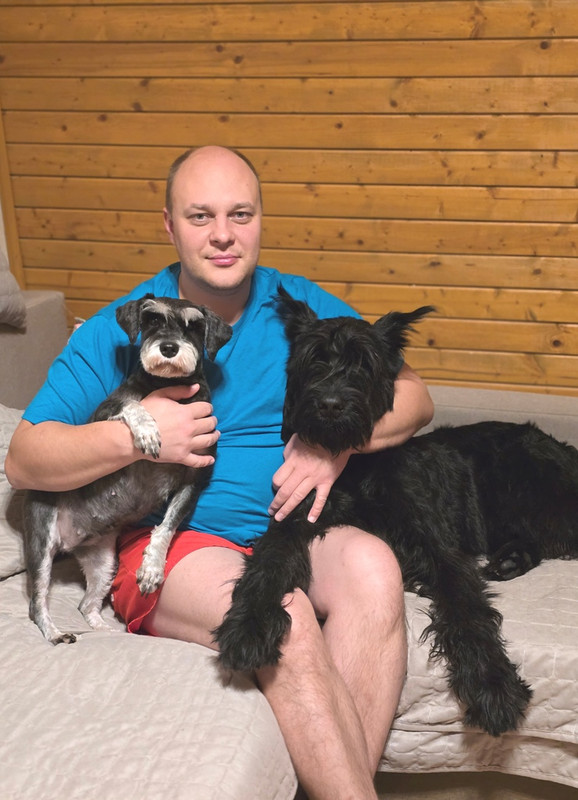 Граня-Гела в новом доме