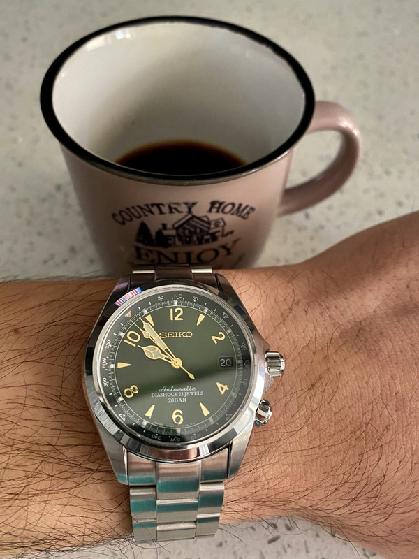 E569DAE7-500E-41BC-AF52-5D15B38DB189