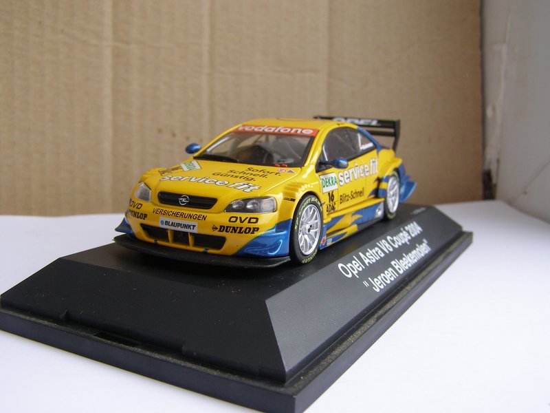 Opel Astra Coupe dtm 2004 Bleekemolen (4)