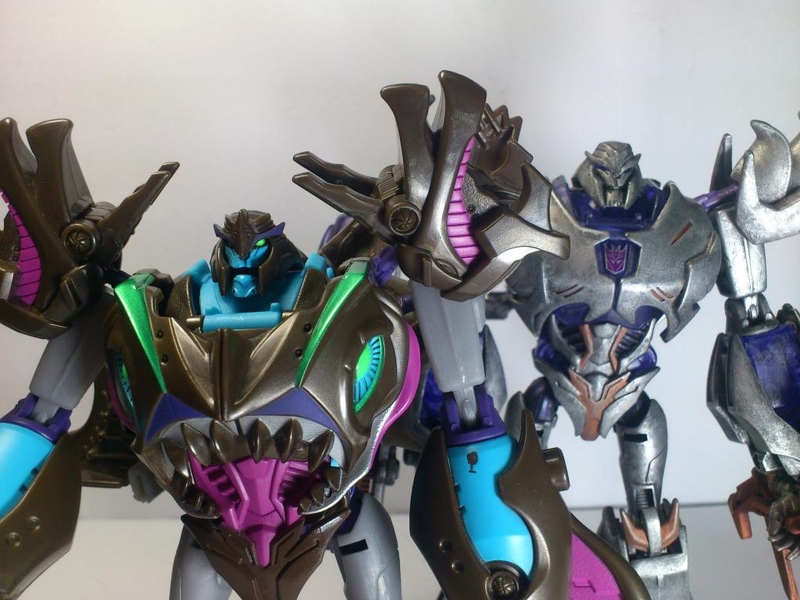 Transformers Prime Beast Hunters Megatron In-Han