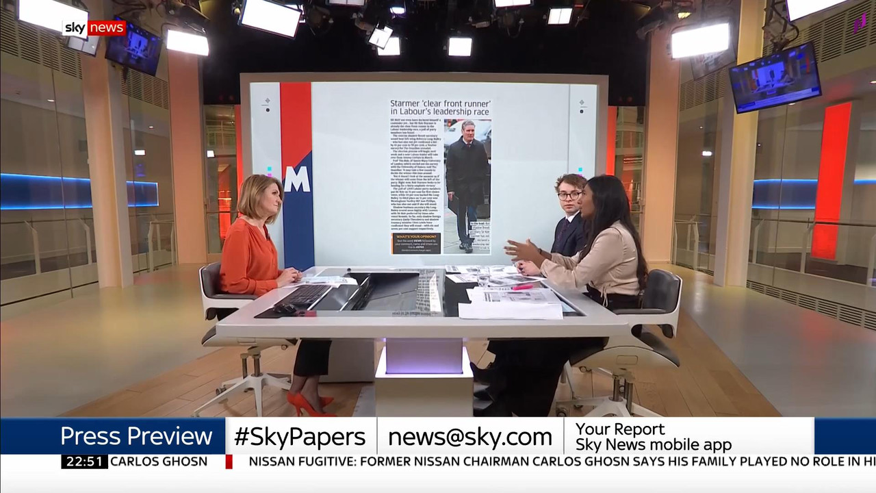 02 January - 22.00.00 - Sky News At Ten. Anna Botting with the m
