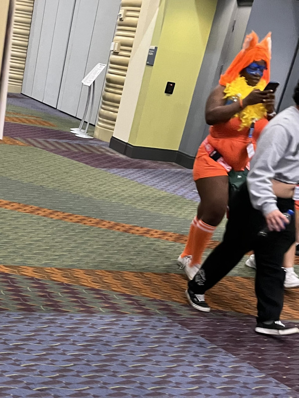 4DE48D25-84DC-480F-81B1-35C7D9C2473F