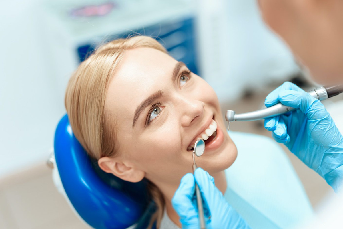 Отличное лечение зубов в Dental Center