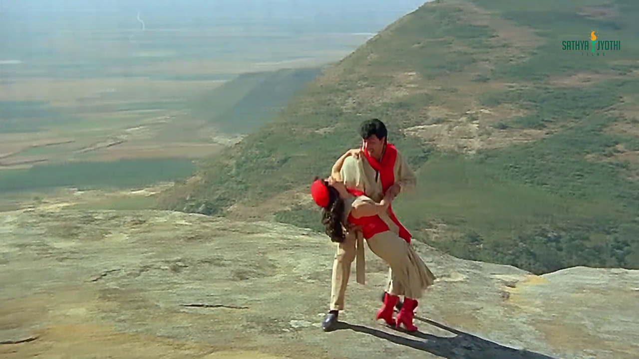 vlcsnap 2025 11 29 08h51m37s599