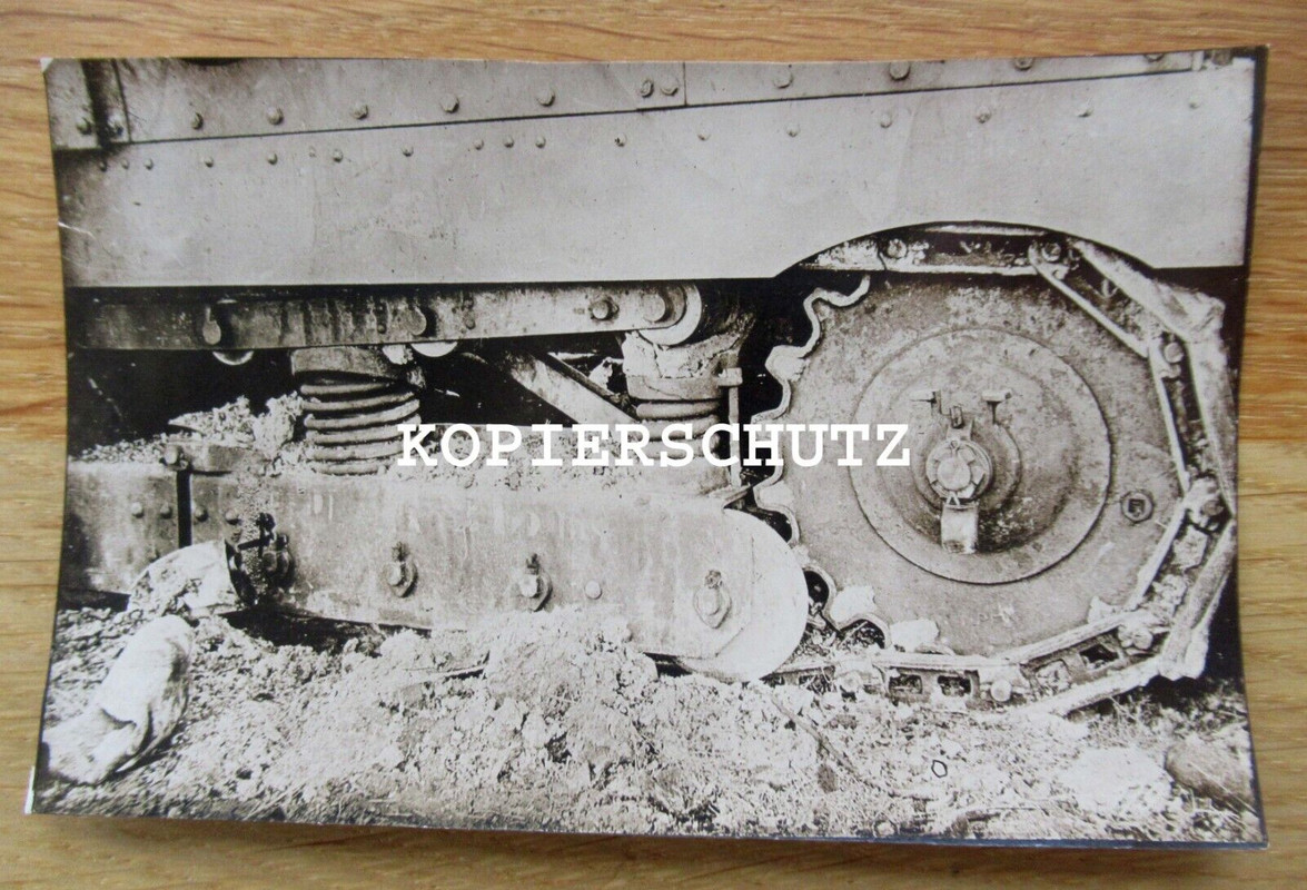 Altes Foto alliierter Tank - Panzer - Panzerkampfwagen - England - Frankreich (1)