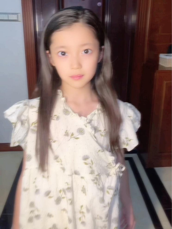 baby小李同学,ロリータ,Lolita,萝莉塔,炉利,Loli,萝莉,亜炉,華炉,少女,甜妹