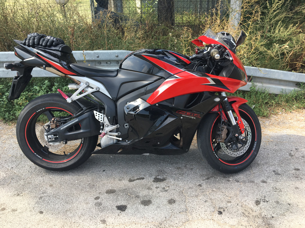 2D768127-D322-459E-AA72-9CFD7600F31C