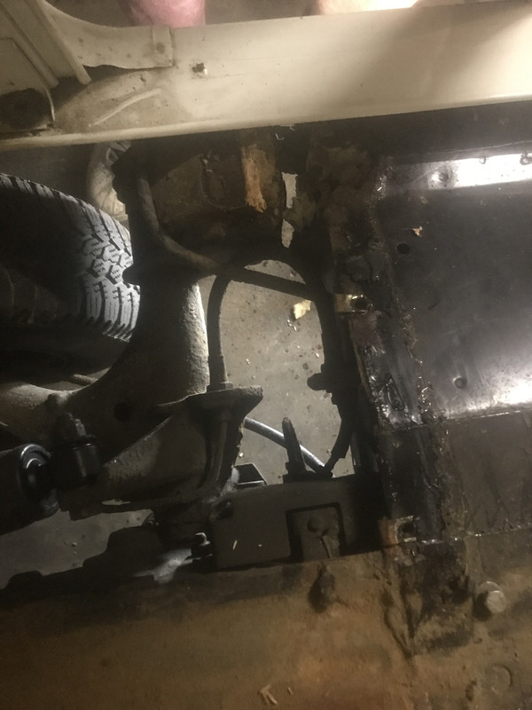 8E9547D2-0CF3-4EBE-92D9-3331B7FB8C5D