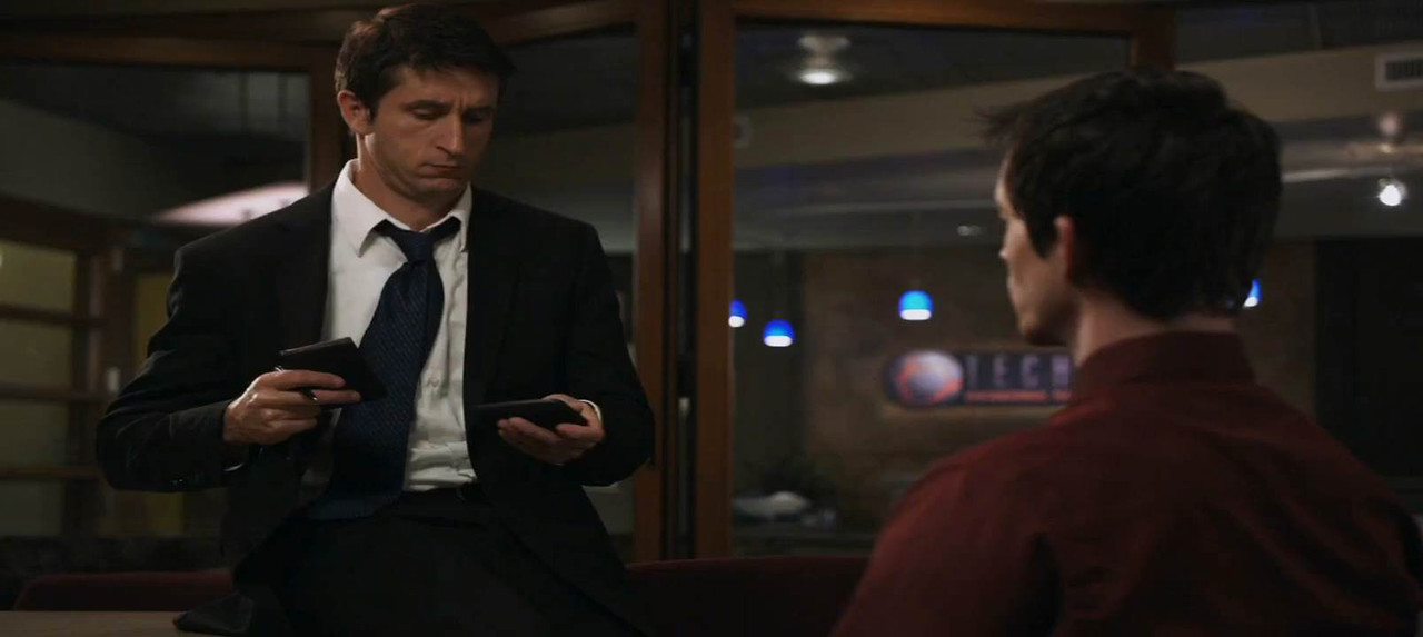 The Hit List 2011 BluRay [Hindi + Tamil + English] 480p, 720p ESub Screenshot