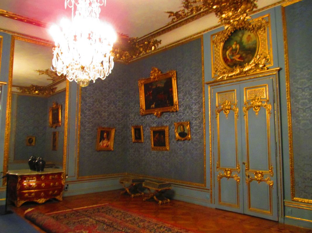 Interior palat (44)