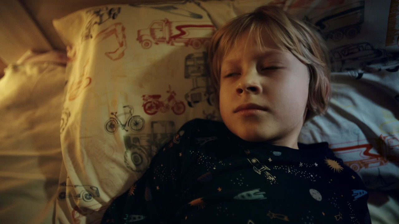 01.Poka.idut.chasy.2023.WEB-DL (1080p)_00_08_08_00_32