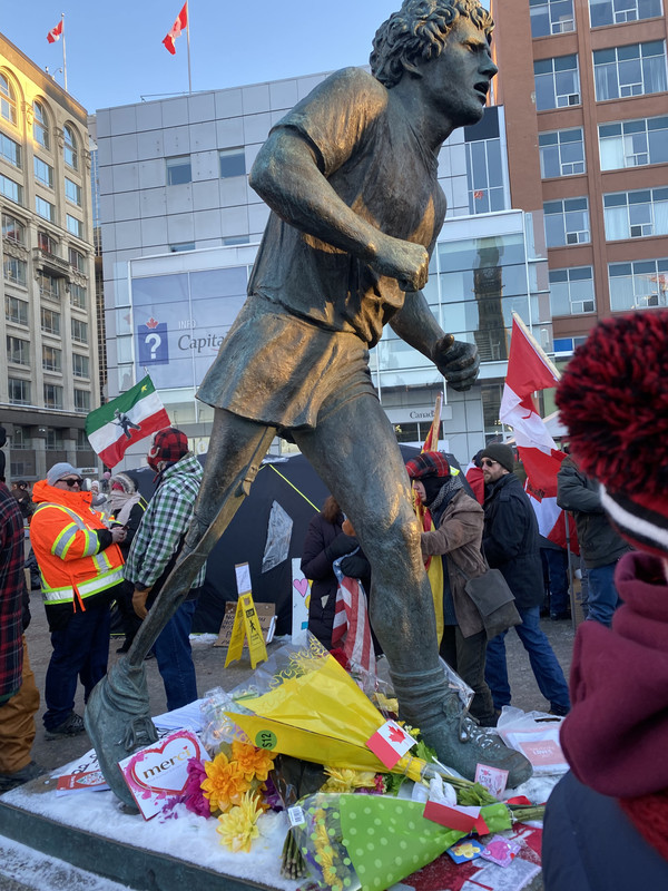 67836122-4BCB-4C66-BF35-E8B772FF8BD3