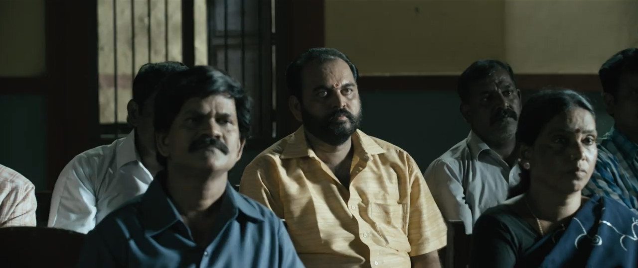Sathuranga Vettai 2014 WebRip [Tamil] 480p 720p ESub Screenshot