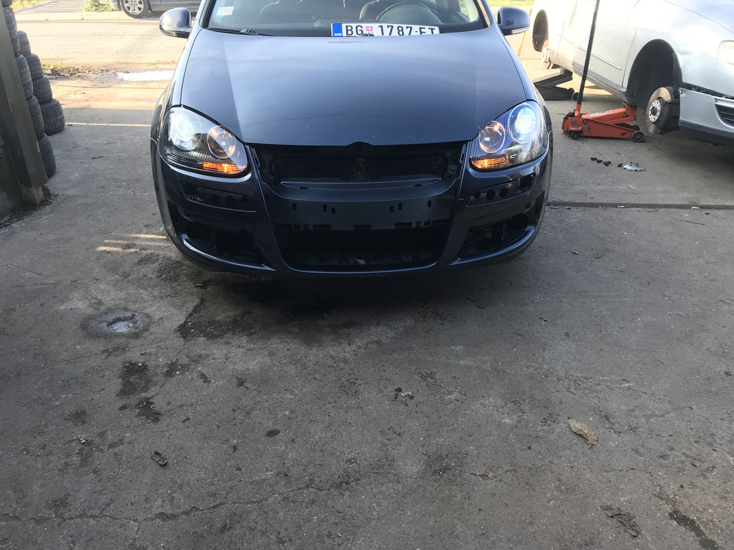 862611D8-47B4-4DD8-8739-7B64536D5274