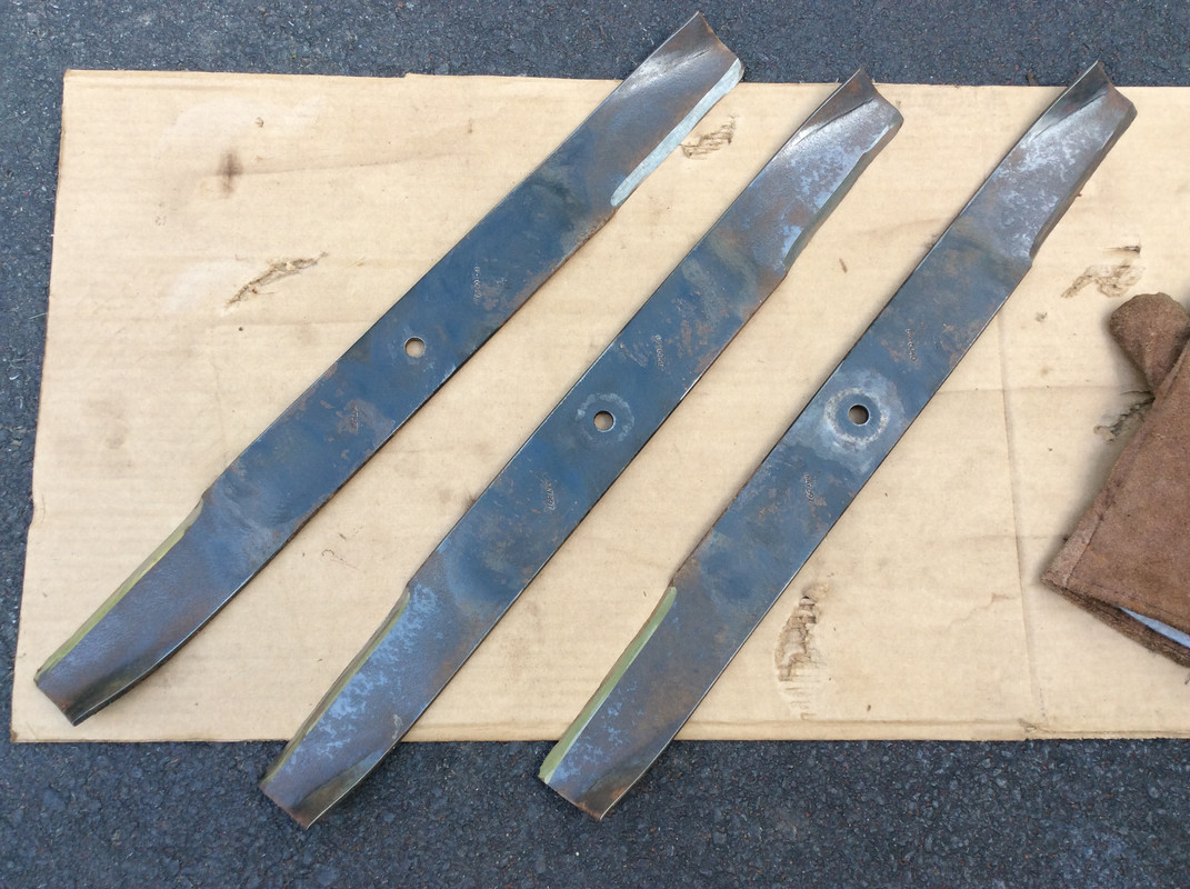 A27FC5EF-CB24-43A4-80AA-D4882C160E7C