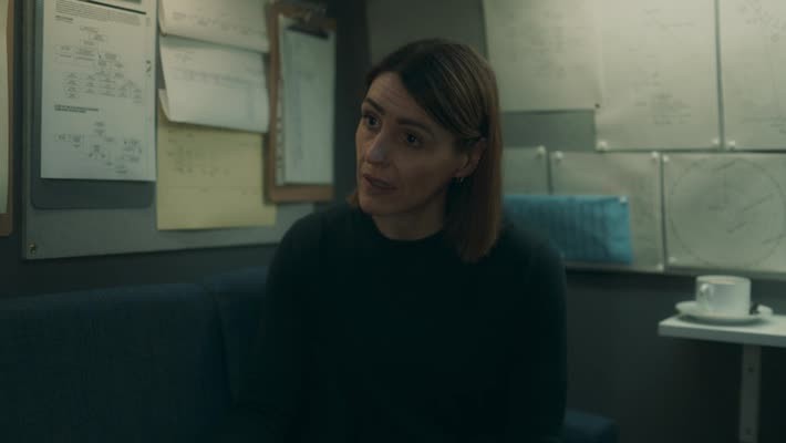Vigil-S01-E03-WEBRip-x264-ION10.jpg