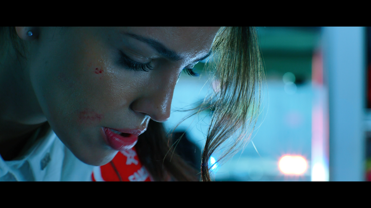 Ambulance 2022 1080p Blu-ray Remux AVC TrueHD 7.1-HDT.mkv_snapshot_00.41.23.606