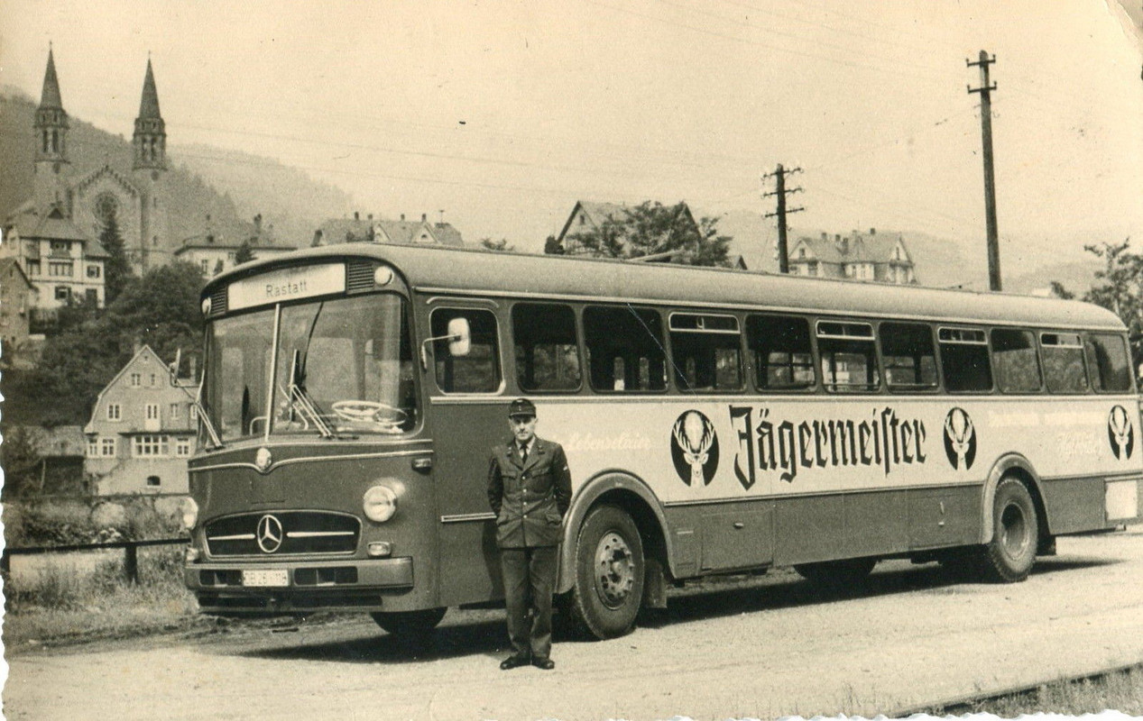 Oldy Bus Werbung Jägermeister