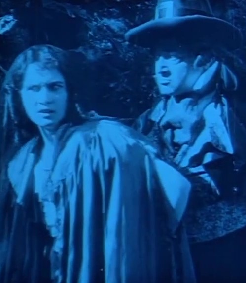 vlcsnap-2019-11-25-22h30m11s286 (2)