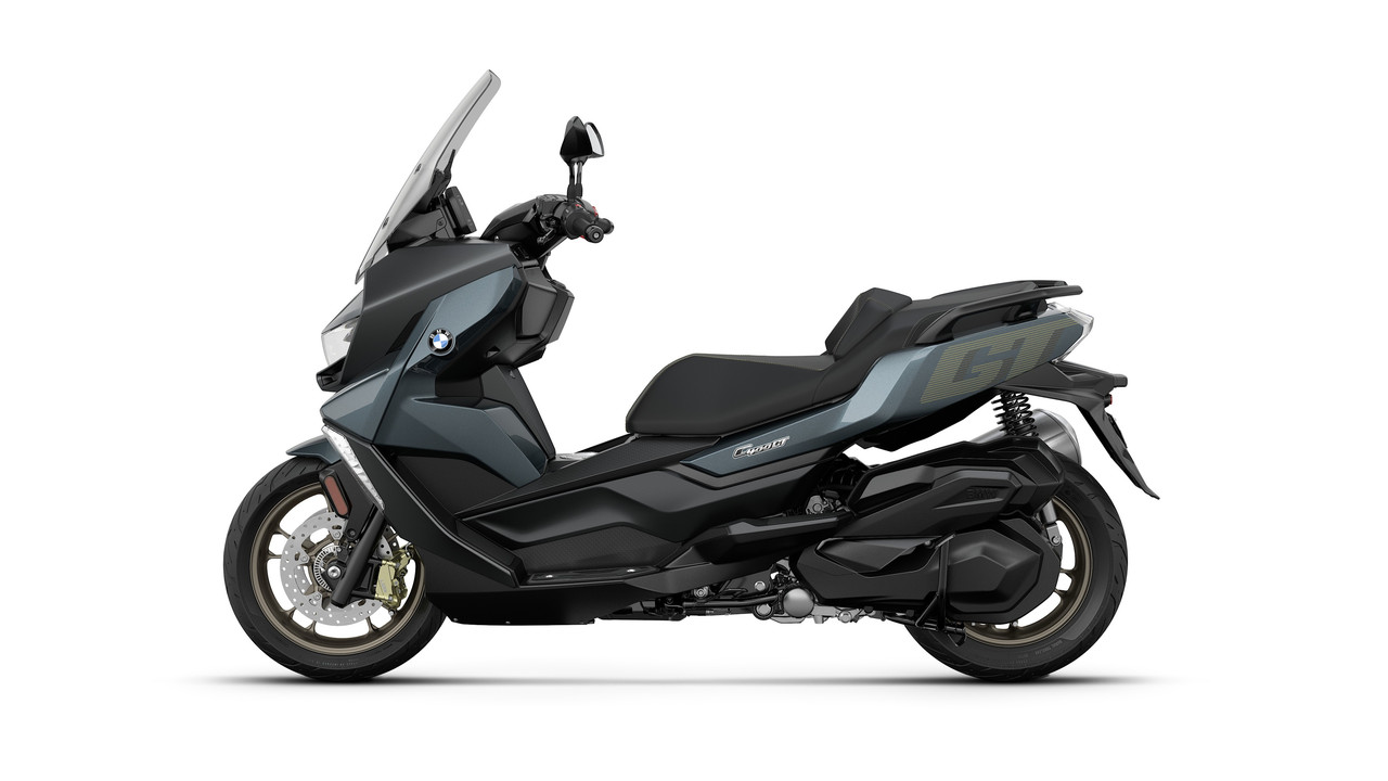 P90625346 high Res bmw c 400 gt