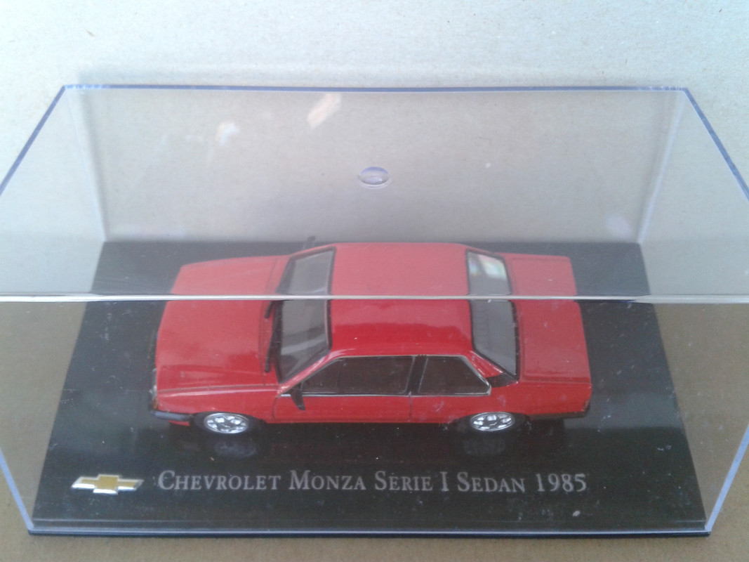 1985 Chevrolet Monza Serie I Sedan 1.8 SLE (Ixo – nº5 Chevrolet Collection) (1)