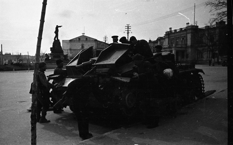 Севастополь, пл. III Интернационала,весна 1942 г.