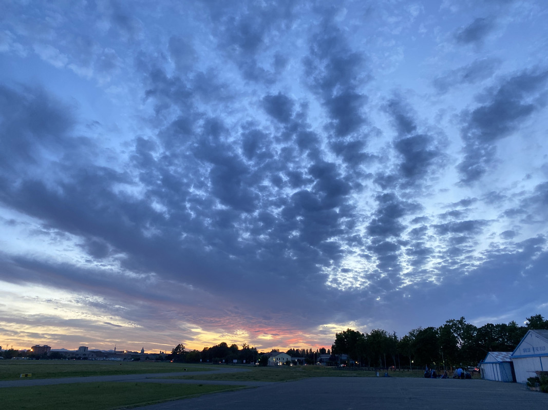 7A8A4E5B-EBC5-4672-93D2-A408D3A1AD6F