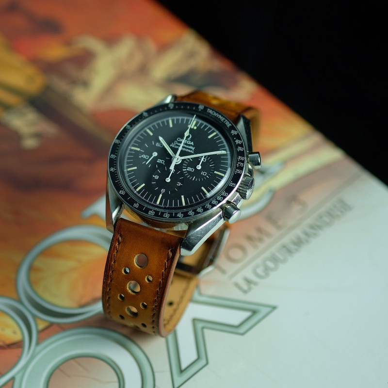 Feu de Speedmaster - tome 11 - Page 13 8911-E1-A8-B050-4-F68-B5-E4-283-F6-B300456