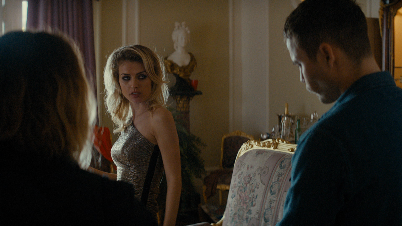 True.Detective.S02E03.Maybe.Tomorrow.1080p.DTS-HD.MA.5.1.AVC.REMUX-FraMeSToR.mkv_snapshot_14.41_[202