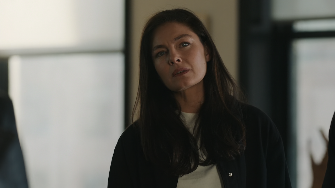 FBI.Most.Wanted.S04E22.Heaven.Falling.1080p.10bit.AMZN.WEB-DL.DDP5.1.HEVC-Vyndros.mkv_snapshot_11.12