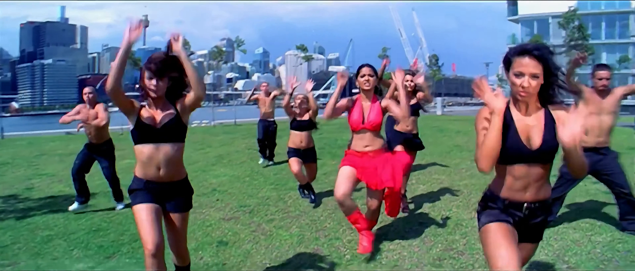 Anushka Shetty Title 4K Song from Okka Magadu2025-04-24 18-35-39-939-211