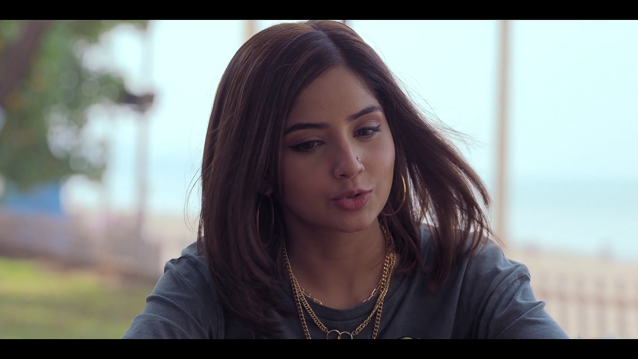 vlcsnap-2023-12-16-02h39m46s970