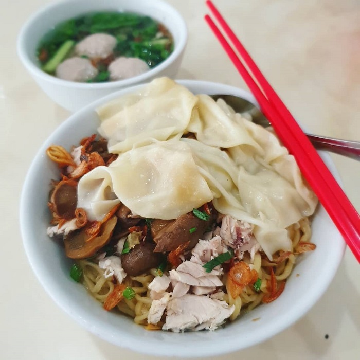 Sajian bakmi di Gaya Tunggal.