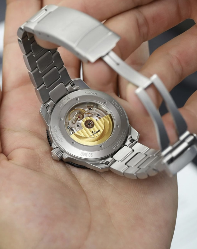 97FBA142-F833-4026-A802-45E9FFC68534